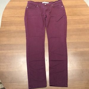 Levi 524 skinny pants